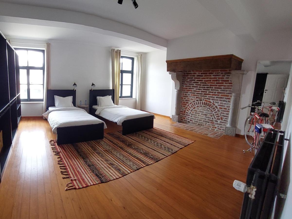 B&B At Haras Petit-Hallet Hannut エクステリア 写真